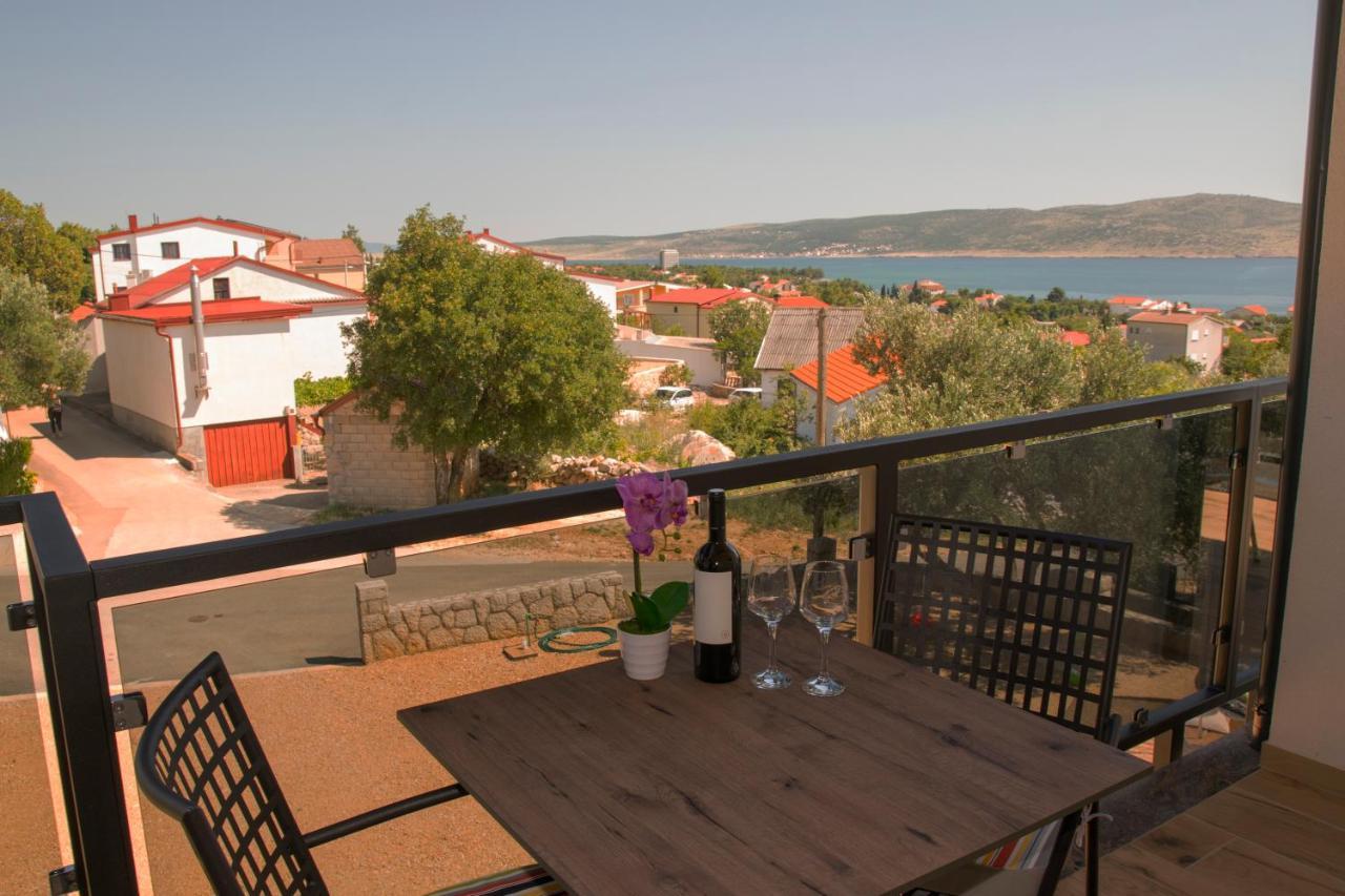 Villa Apartments Filip Starigrad Paklenica Exterior foto